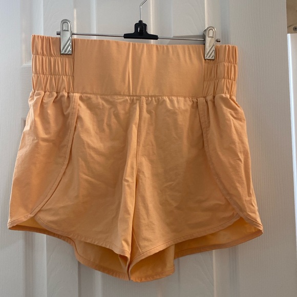 Mono B Athletic Shorts Size M - Picture 1 of 3